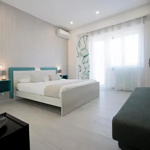 https://gemelli-sweet-holiday.it-romehotels.com