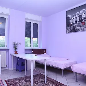 https://lovely-house-milan.italymilanhotels.net